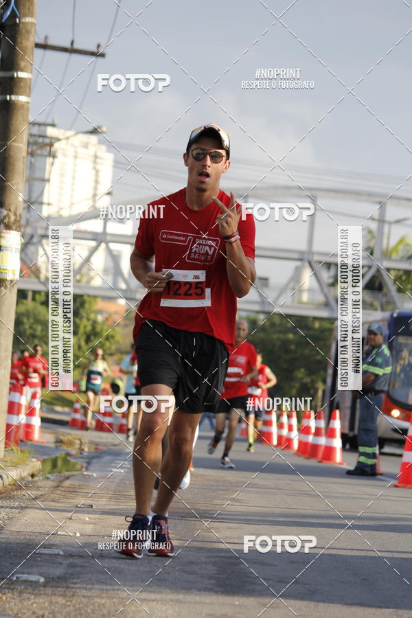 Buy your photos of the eventSantander Track & Field Run Series - Shopping Tambor on Fotop