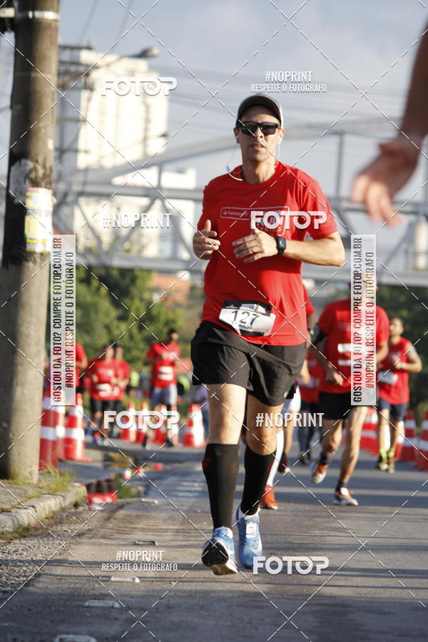 Buy your photos of the eventSantander Track & Field Run Series - Shopping Tambor on Fotop