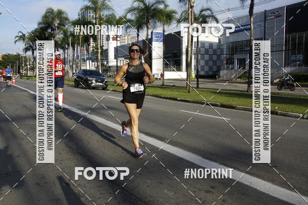 Buy your photos of the eventSantander Track & Field Run Series - Shopping Tambor on Fotop