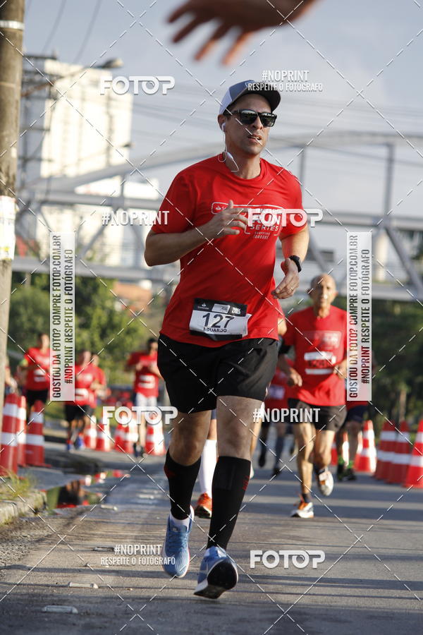Buy your photos of the eventSantander Track & Field Run Series - Shopping Tambor on Fotop