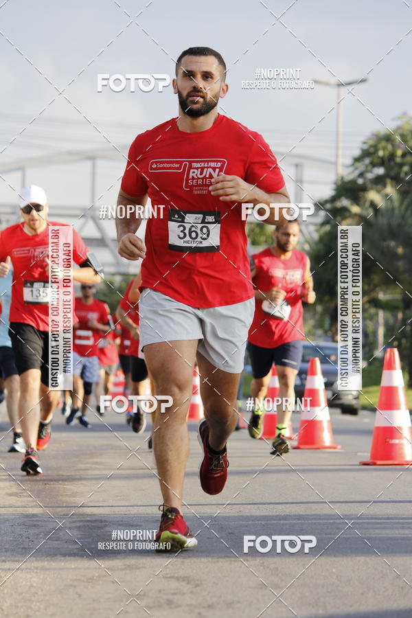 Buy your photos of the eventSantander Track & Field Run Series - Shopping Tambor on Fotop
