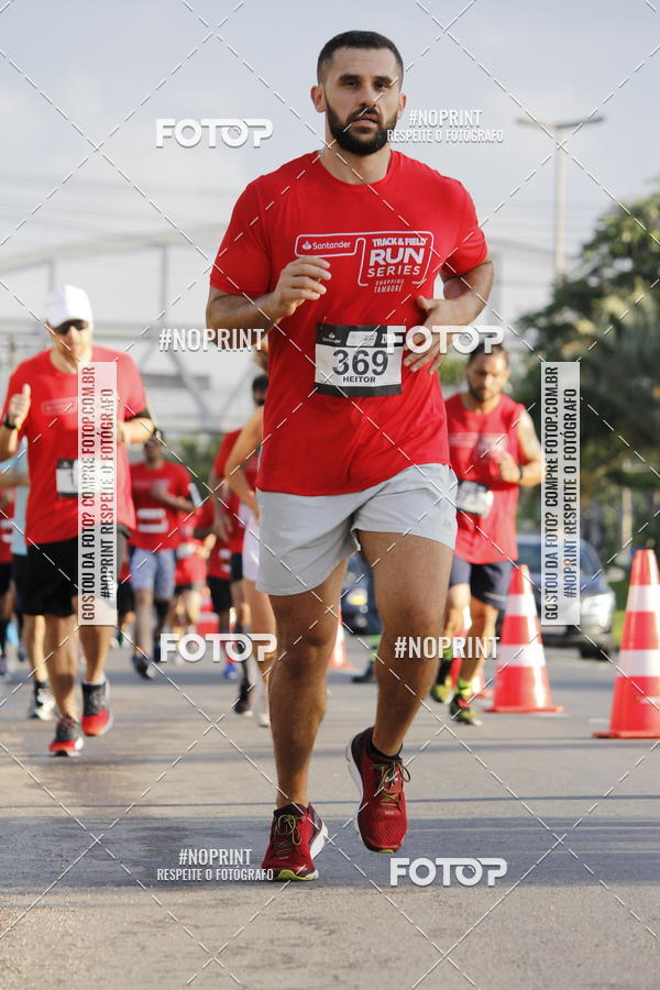 Buy your photos of the eventSantander Track & Field Run Series - Shopping Tambor on Fotop