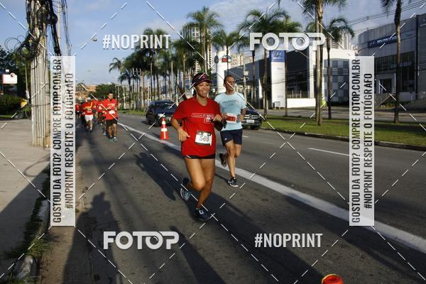 Buy your photos of the eventSantander Track & Field Run Series - Shopping Tambor on Fotop