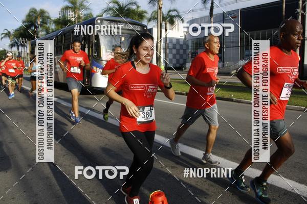 Buy your photos of the eventSantander Track & Field Run Series - Shopping Tambor on Fotop