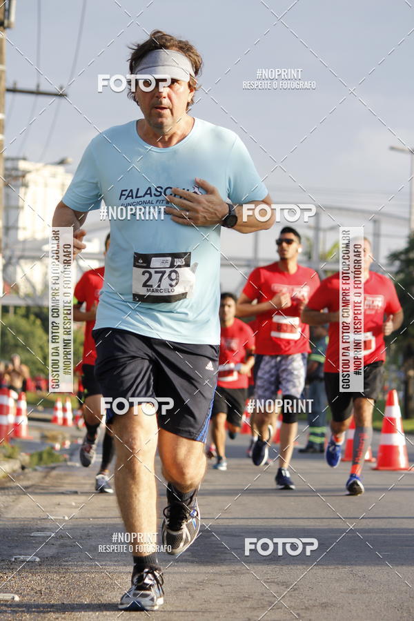 Buy your photos of the eventSantander Track & Field Run Series - Shopping Tambor on Fotop