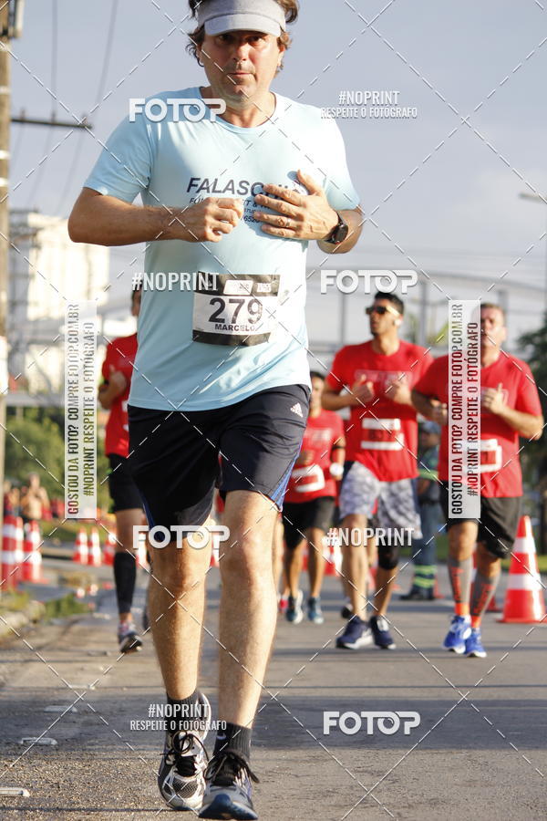 Buy your photos of the eventSantander Track & Field Run Series - Shopping Tambor on Fotop