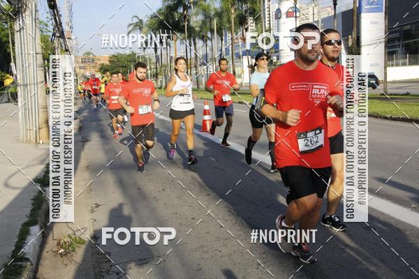 Buy your photos of the eventSantander Track & Field Run Series - Shopping Tambor on Fotop