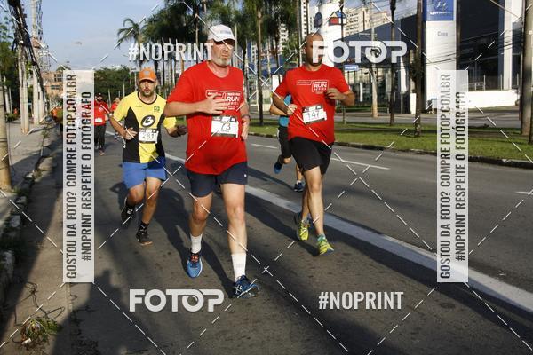 Buy your photos of the eventSantander Track & Field Run Series - Shopping Tambor on Fotop