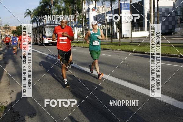 Buy your photos of the eventSantander Track & Field Run Series - Shopping Tambor on Fotop