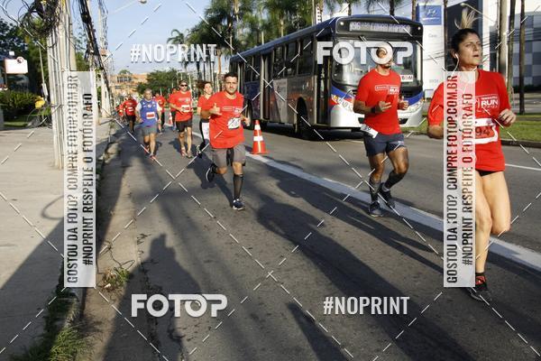 Buy your photos of the eventSantander Track & Field Run Series - Shopping Tambor on Fotop