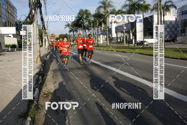 Buy your photos of the eventSantander Track & Field Run Series - Shopping Tambor on Fotop