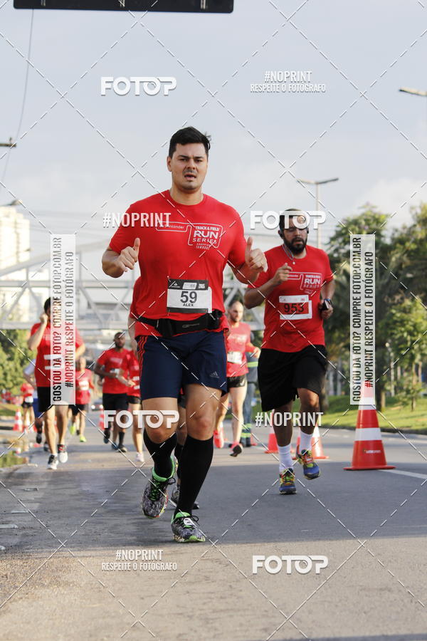 Buy your photos of the eventSantander Track & Field Run Series - Shopping Tambor on Fotop