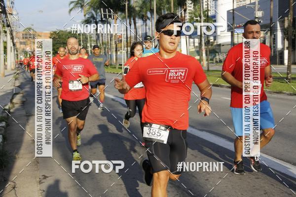 Buy your photos of the eventSantander Track & Field Run Series - Shopping Tambor on Fotop