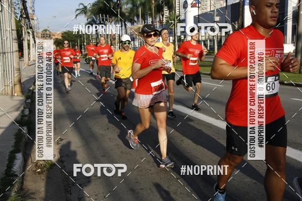 Buy your photos of the eventSantander Track & Field Run Series - Shopping Tambor on Fotop