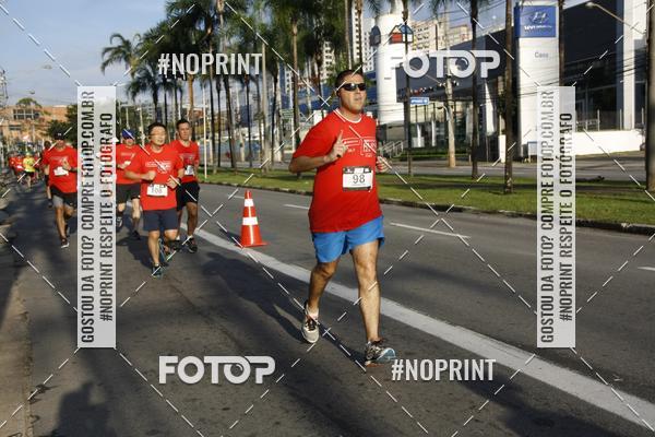 Buy your photos of the eventSantander Track & Field Run Series - Shopping Tambor on Fotop