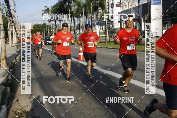 Buy your photos of the eventSantander Track & Field Run Series - Shopping Tambor on Fotop