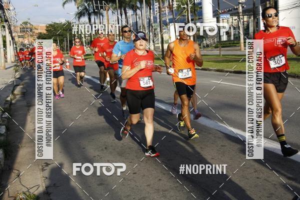 Buy your photos of the eventSantander Track & Field Run Series - Shopping Tambor on Fotop