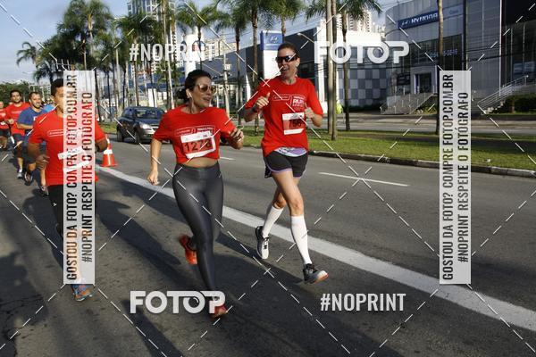 Buy your photos of the eventSantander Track & Field Run Series - Shopping Tambor on Fotop