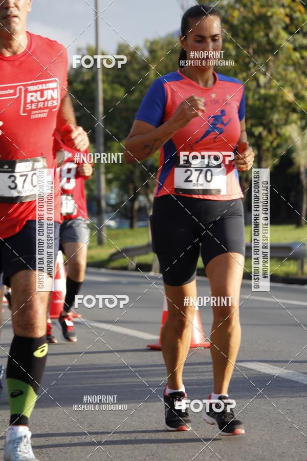Buy your photos of the eventSantander Track & Field Run Series - Shopping Tambor on Fotop