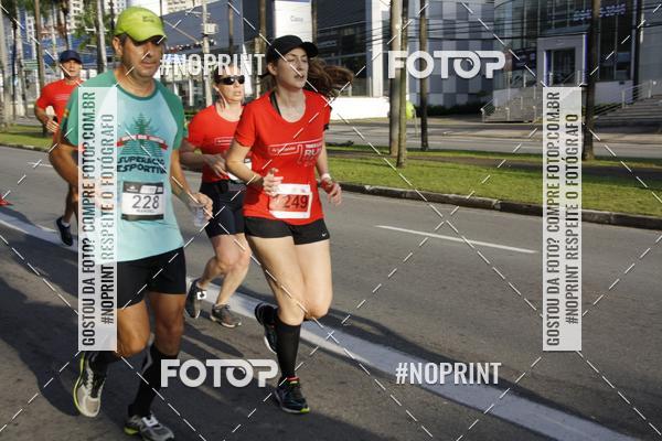 Buy your photos of the eventSantander Track & Field Run Series - Shopping Tambor on Fotop