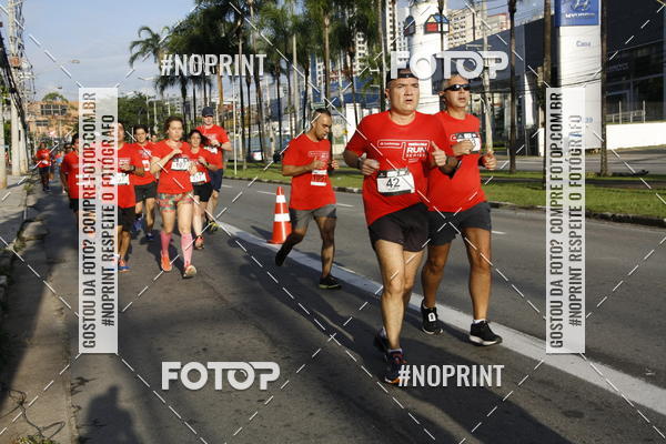 Buy your photos of the eventSantander Track & Field Run Series - Shopping Tambor on Fotop