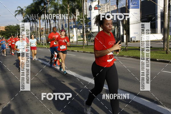 Buy your photos of the eventSantander Track & Field Run Series - Shopping Tambor on Fotop
