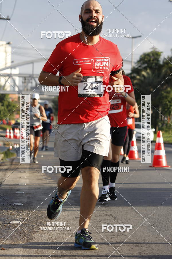 Buy your photos of the eventSantander Track & Field Run Series - Shopping Tambor on Fotop