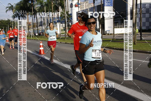 Buy your photos of the eventSantander Track & Field Run Series - Shopping Tambor on Fotop