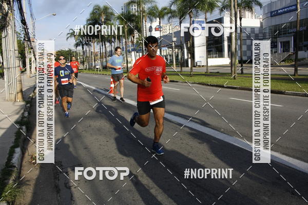 Buy your photos of the eventSantander Track & Field Run Series - Shopping Tambor on Fotop