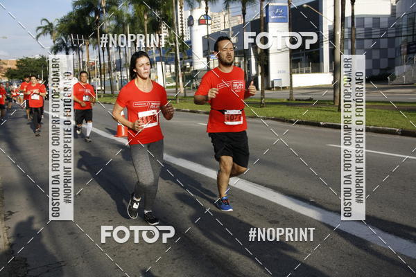 Buy your photos of the eventSantander Track & Field Run Series - Shopping Tambor on Fotop
