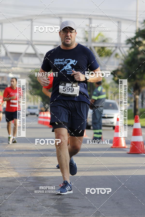 Buy your photos of the eventSantander Track & Field Run Series - Shopping Tambor on Fotop