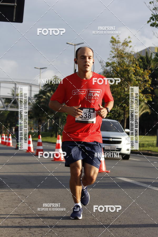Buy your photos of the eventSantander Track & Field Run Series - Shopping Tambor on Fotop
