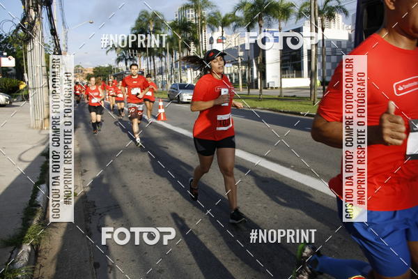 Buy your photos of the eventSantander Track & Field Run Series - Shopping Tambor on Fotop