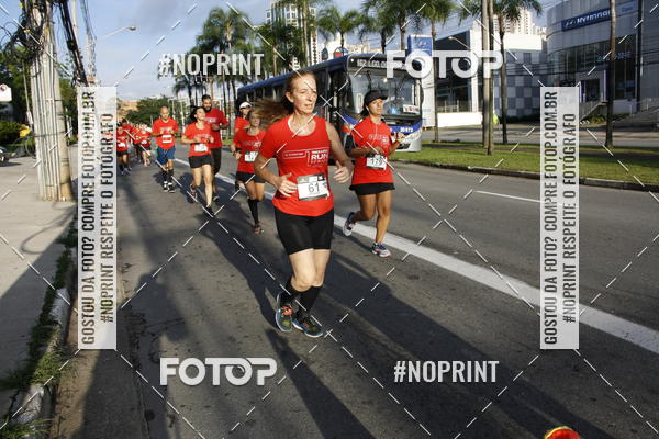 Buy your photos of the eventSantander Track & Field Run Series - Shopping Tambor on Fotop