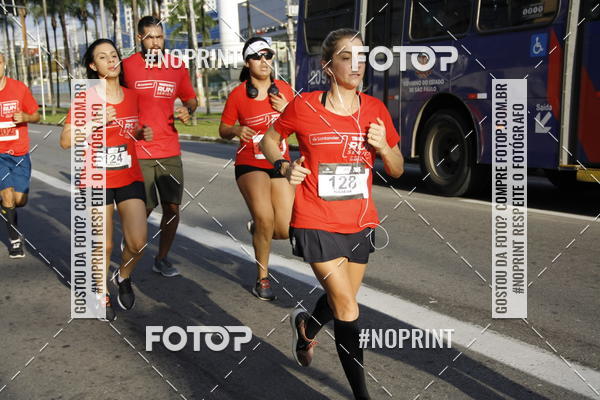 Buy your photos of the eventSantander Track & Field Run Series - Shopping Tambor on Fotop