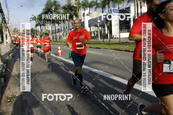 Buy your photos of the eventSantander Track & Field Run Series - Shopping Tambor on Fotop
