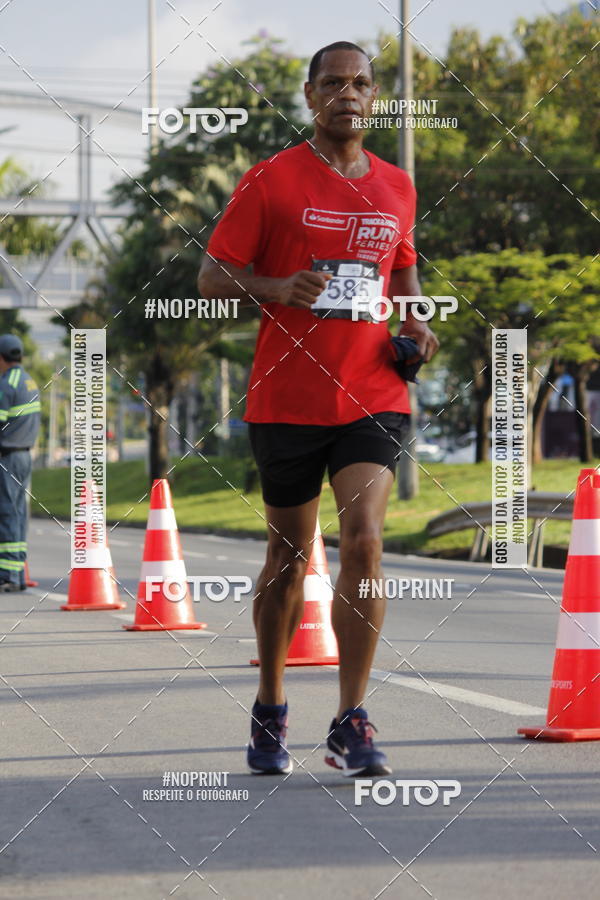 Buy your photos of the eventSantander Track & Field Run Series - Shopping Tambor on Fotop