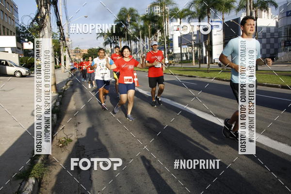 Buy your photos of the eventSantander Track & Field Run Series - Shopping Tambor on Fotop