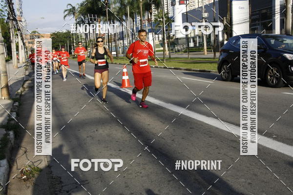 Buy your photos of the eventSantander Track & Field Run Series - Shopping Tambor on Fotop