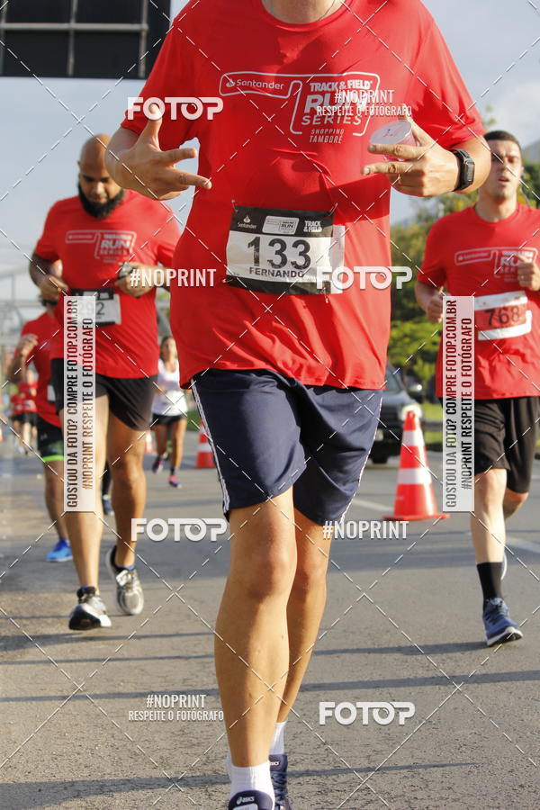 Buy your photos of the eventSantander Track & Field Run Series - Shopping Tambor on Fotop