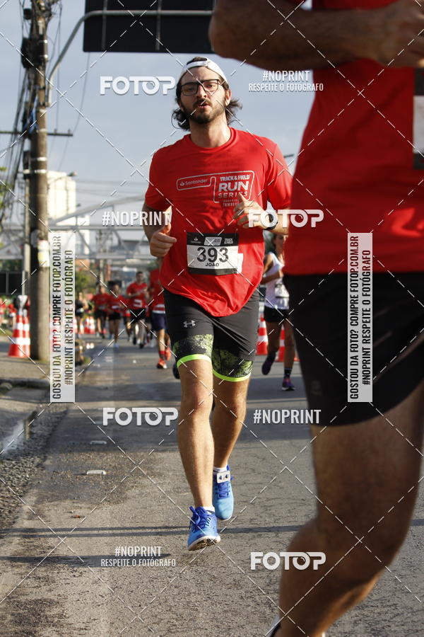 Buy your photos of the eventSantander Track & Field Run Series - Shopping Tambor on Fotop