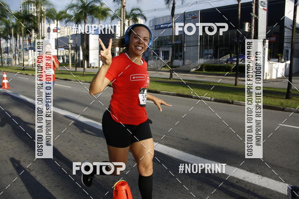 Buy your photos of the eventSantander Track & Field Run Series - Shopping Tambor on Fotop