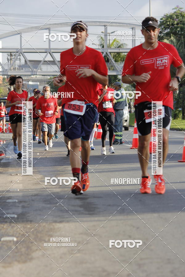 Buy your photos of the eventSantander Track & Field Run Series - Shopping Tambor on Fotop