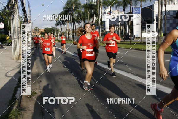 Buy your photos of the eventSantander Track & Field Run Series - Shopping Tambor on Fotop