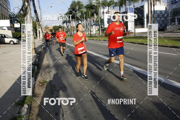 Buy your photos of the eventSantander Track & Field Run Series - Shopping Tambor on Fotop