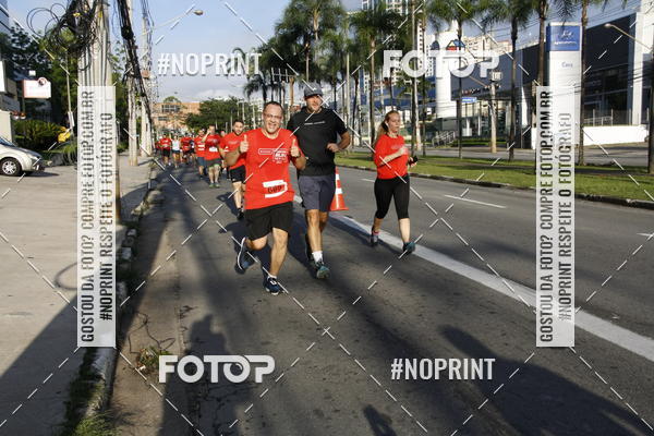 Buy your photos of the eventSantander Track & Field Run Series - Shopping Tambor on Fotop