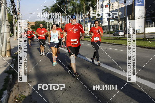 Buy your photos of the eventSantander Track & Field Run Series - Shopping Tambor on Fotop