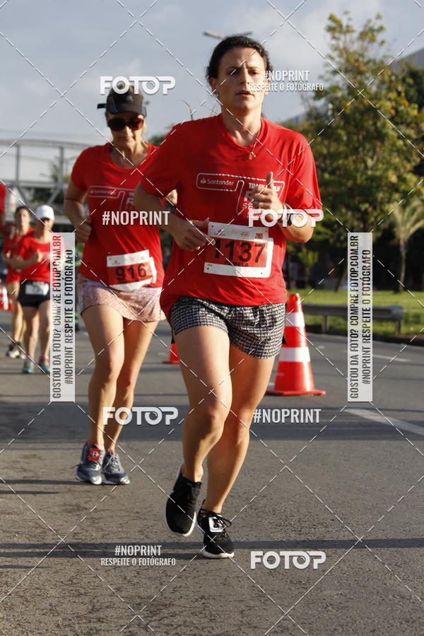 Buy your photos of the eventSantander Track & Field Run Series - Shopping Tambor on Fotop