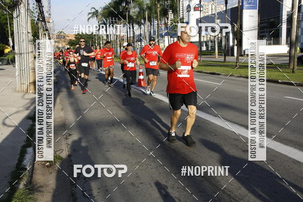 Buy your photos of the eventSantander Track & Field Run Series - Shopping Tambor on Fotop