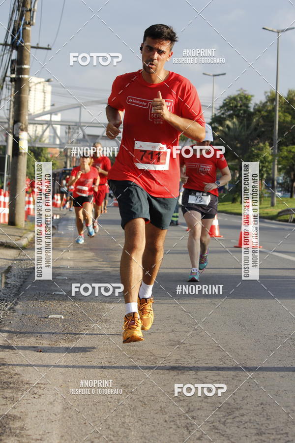 Buy your photos of the eventSantander Track & Field Run Series - Shopping Tambor on Fotop